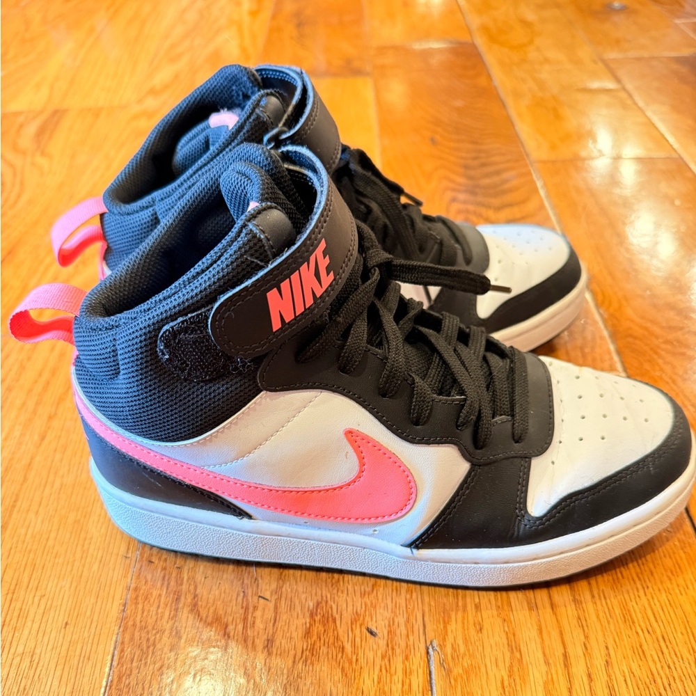 Nike Kids Sneakers - Black, White, and Pink